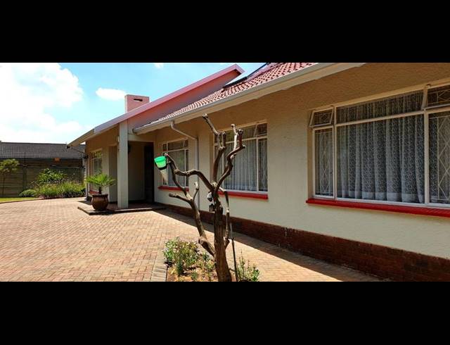 3 BEDROOM HOUSE FOR SALE IN SASOLBURG EXT 23